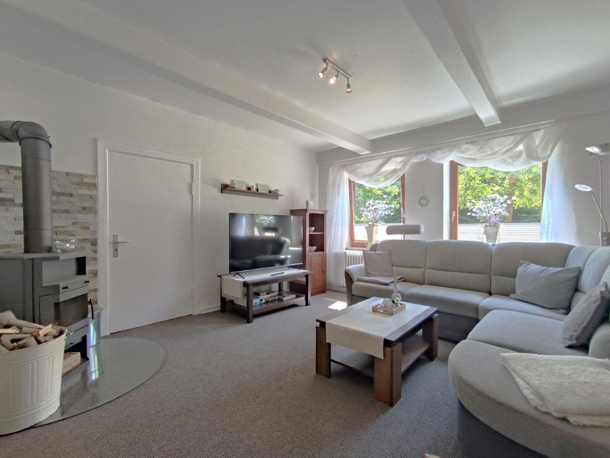 Ferienwohnung Zwischen Den Meeren - Schoene Und Gemuetliche Fewo Mit Garten Dorpstedt Экстерьер фото